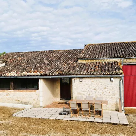 Holiday home Beautiful For 10 With Swimming Pool *