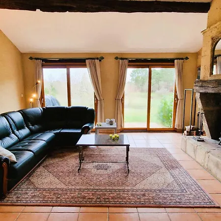 Beautiful For 10 With Swimming Pool *